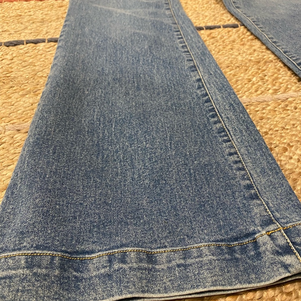Frye Flare Jeans WOMENS size 25 - Picture 11 of 12